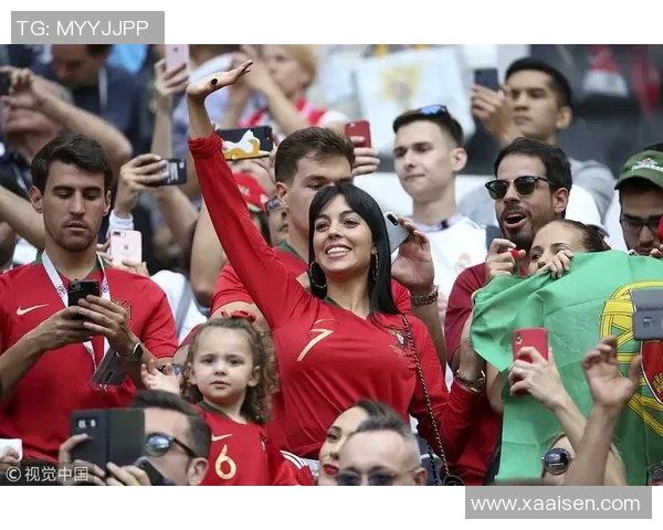 瑞士与法国对决太太团红衣风采展现精彩瞬间