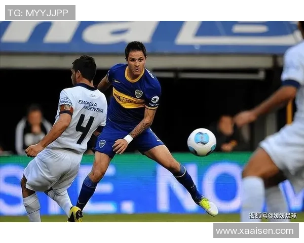 维多利亚与科林蒂安的精彩对决揭示足球战术与团队合作的魅力